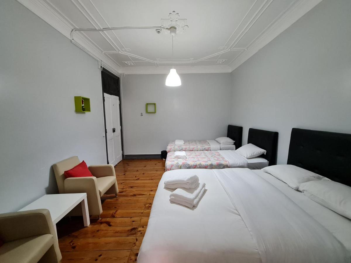 Shangri-La Hostel Anjos Lisboa Екстериор снимка