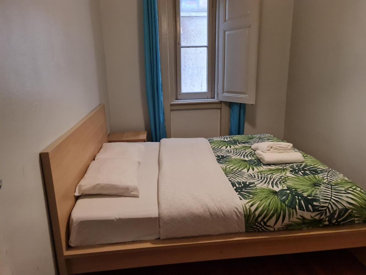 Shangri-La Hostel Anjos Lisboa Екстериор снимка