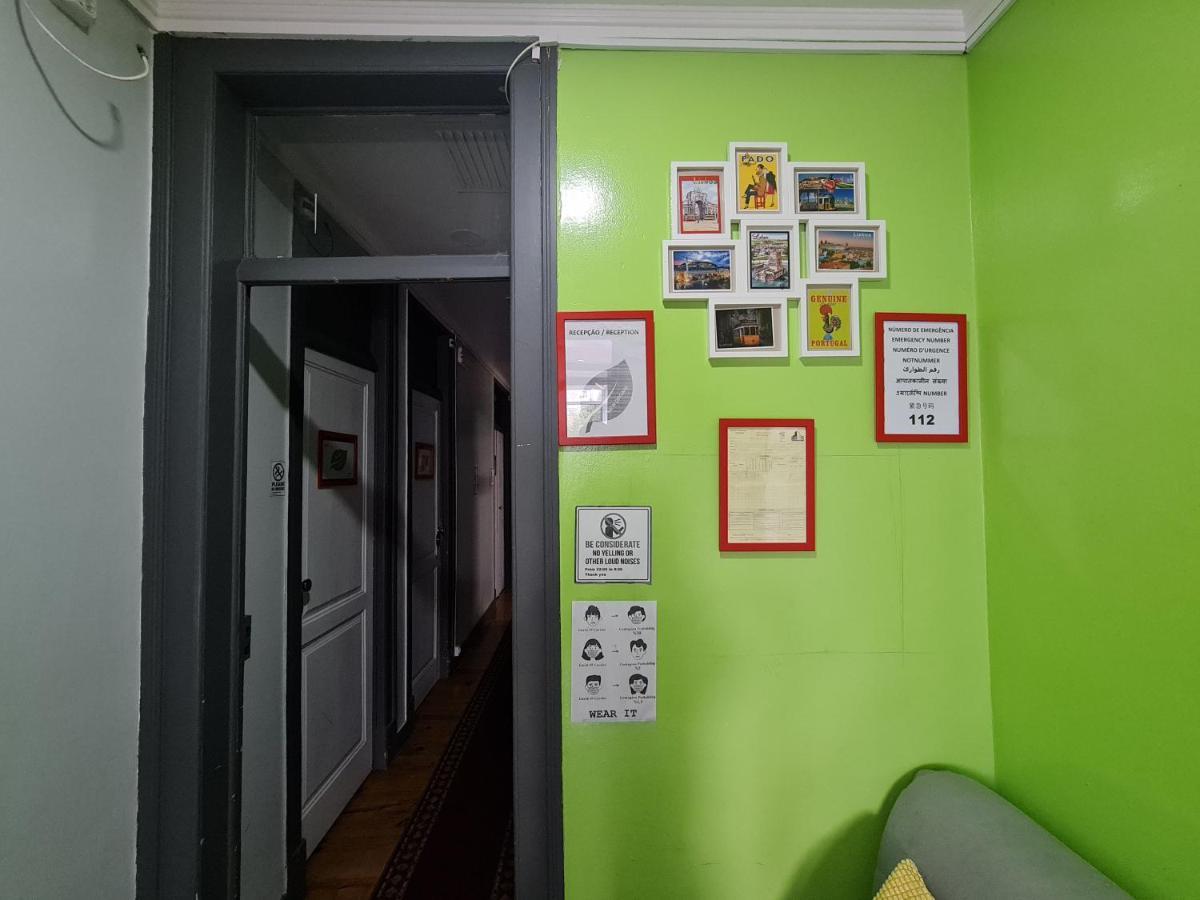 Shangri-La Hostel Anjos Lisboa Екстериор снимка