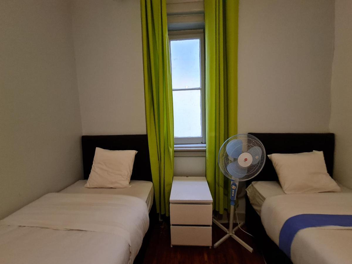 Shangri-La Hostel Anjos Lisboa Екстериор снимка